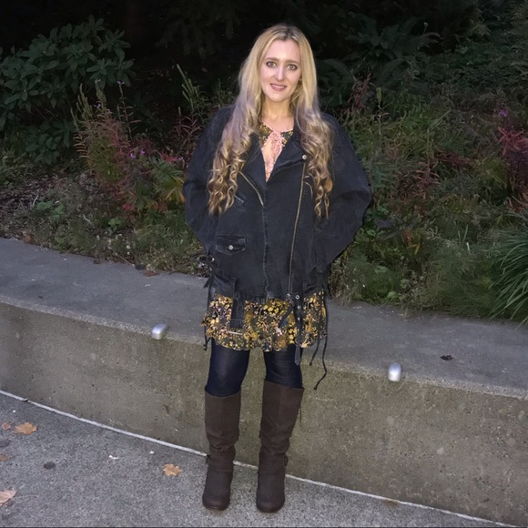 Meet your Posher, Jennifer - Picture 3 of 8